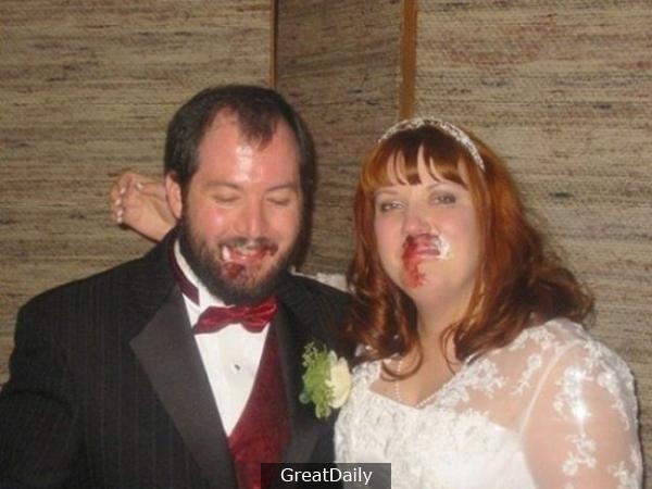 32個「失敗到極點」的婚禮照，會讓你大笑的同時又為這些人感到同情。