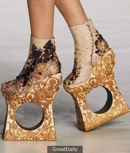 對設計師腦洞一個大寫的服，這些鞋太奇葩了！